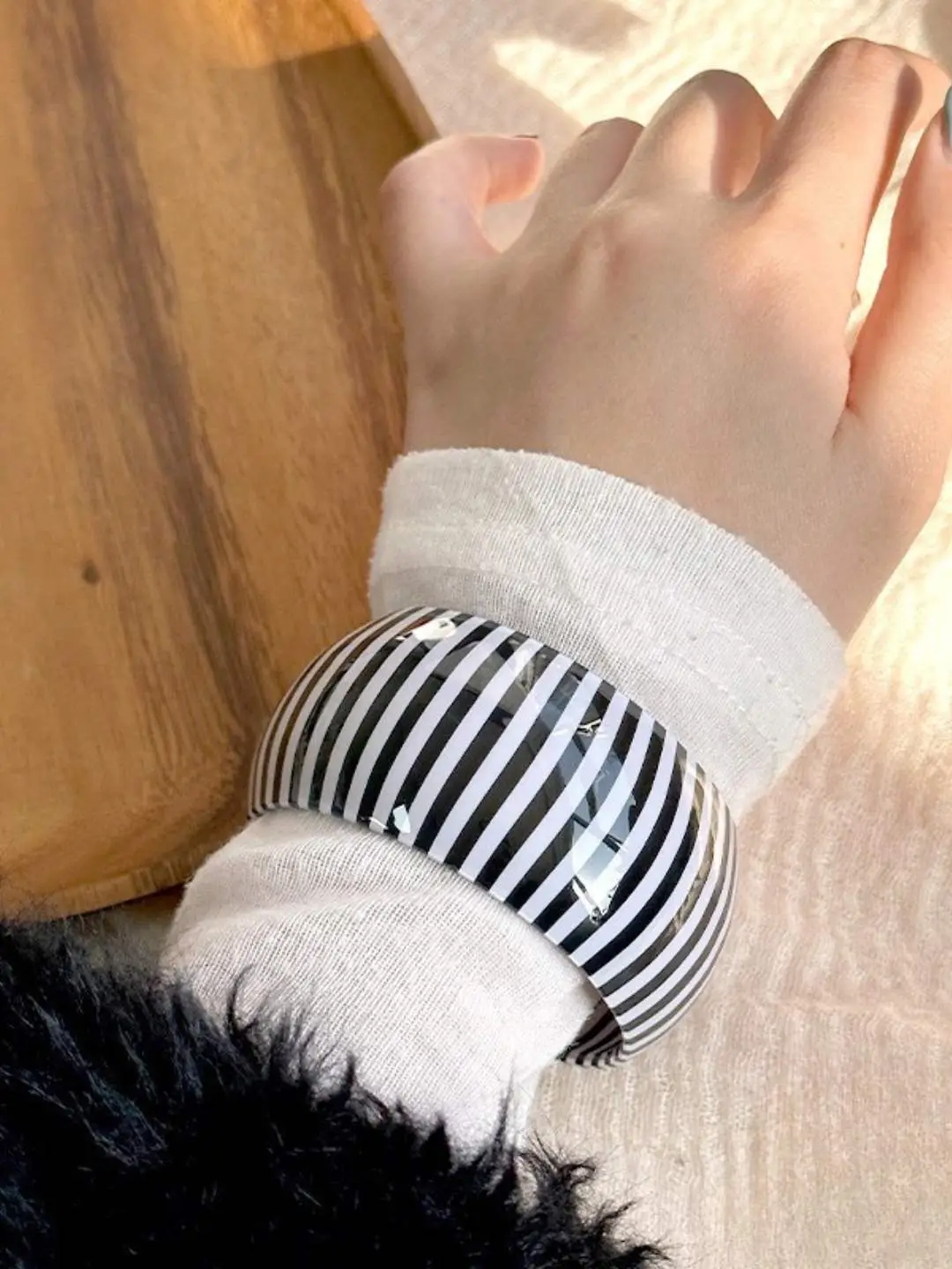 Thumb 4