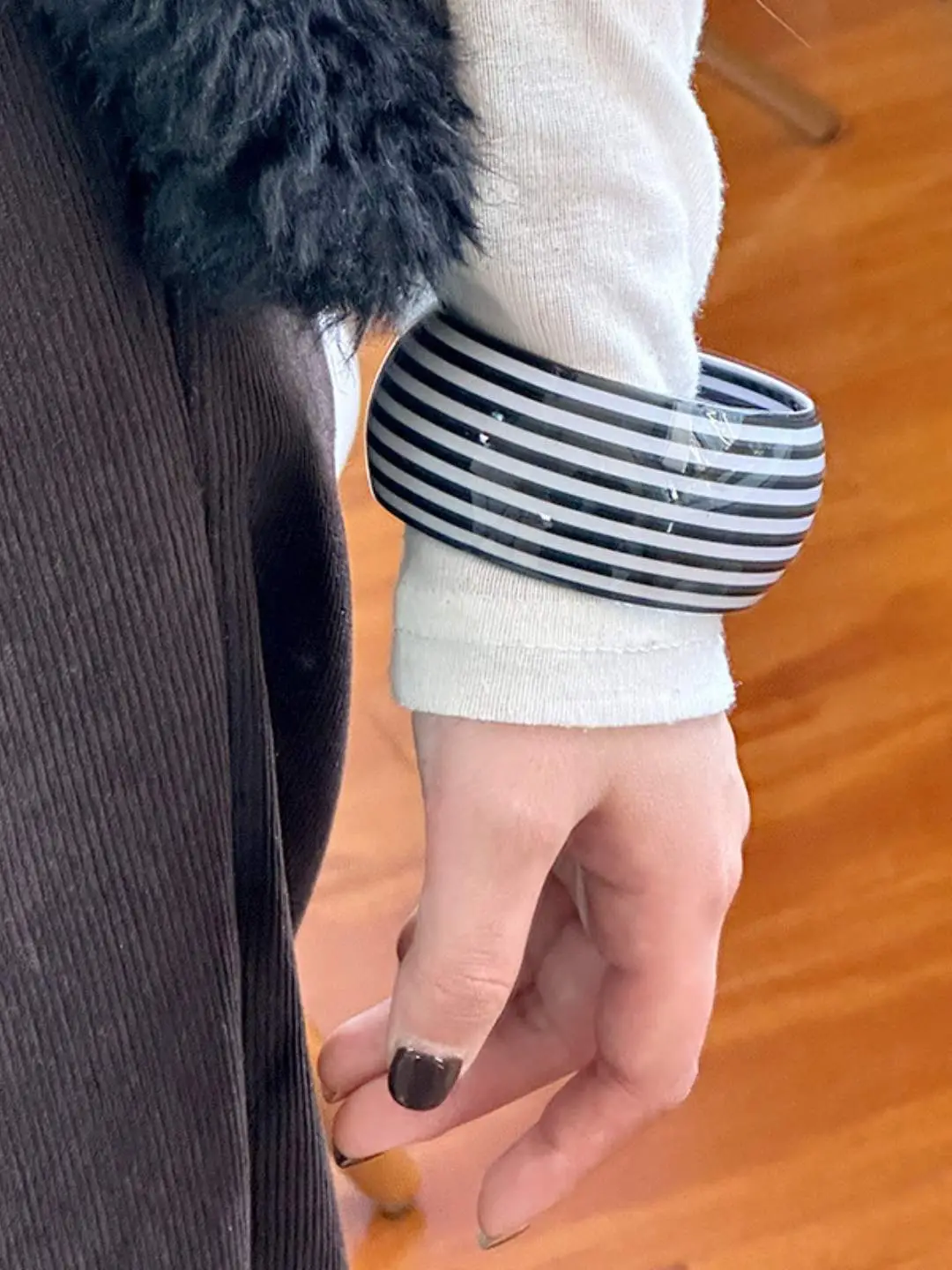 Thumb 5